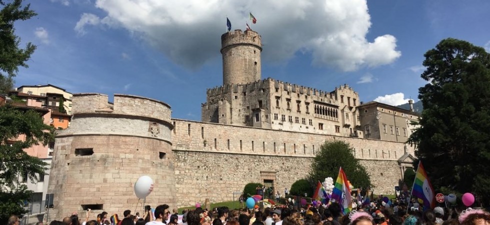 Il Dolomiti Pride visto da un trentone'' tra nonne e famiglie